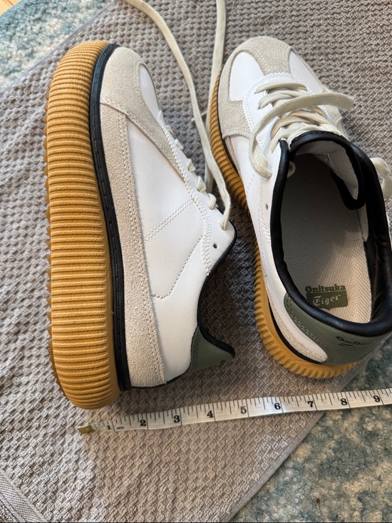 Onitsuka Tiger Women’s White, Tan, Black & Green Platform Sneaker. DELECITY main image 0